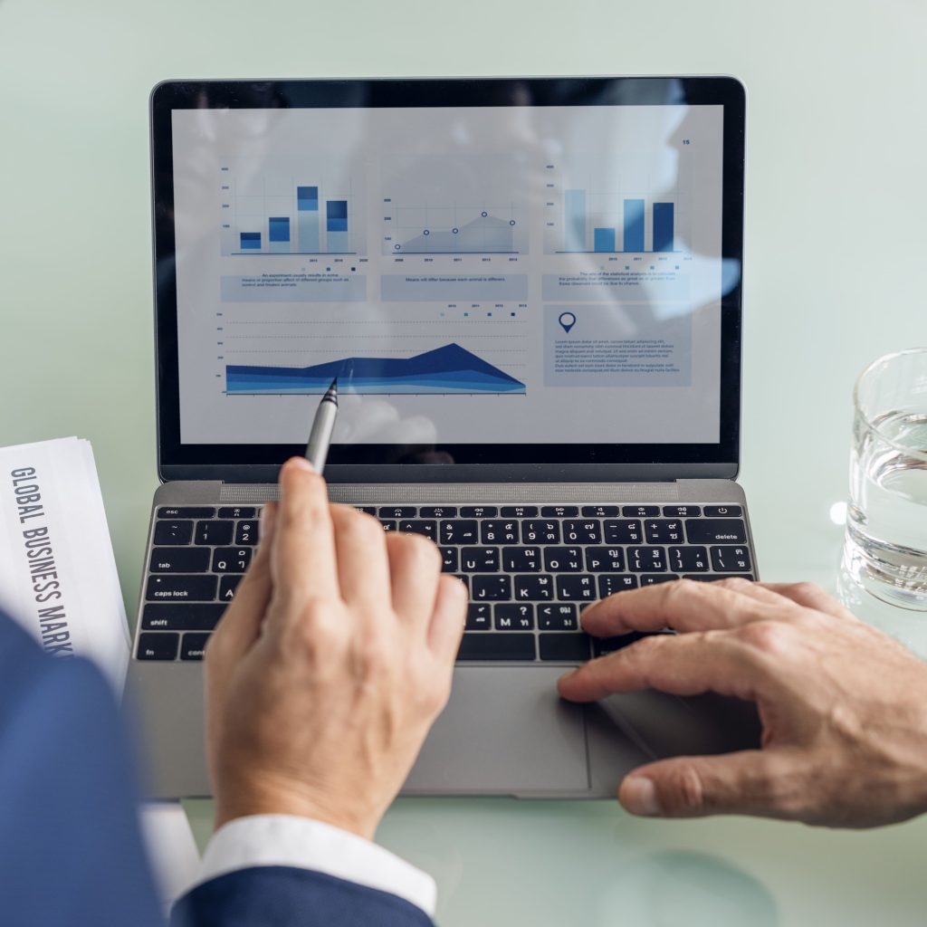 From Data to Decisions: How Online Surveys Uncover Actionable Insights in Market Research From Data to Decisions: How Online Surveys Uncover Actionable Insights in Market Research