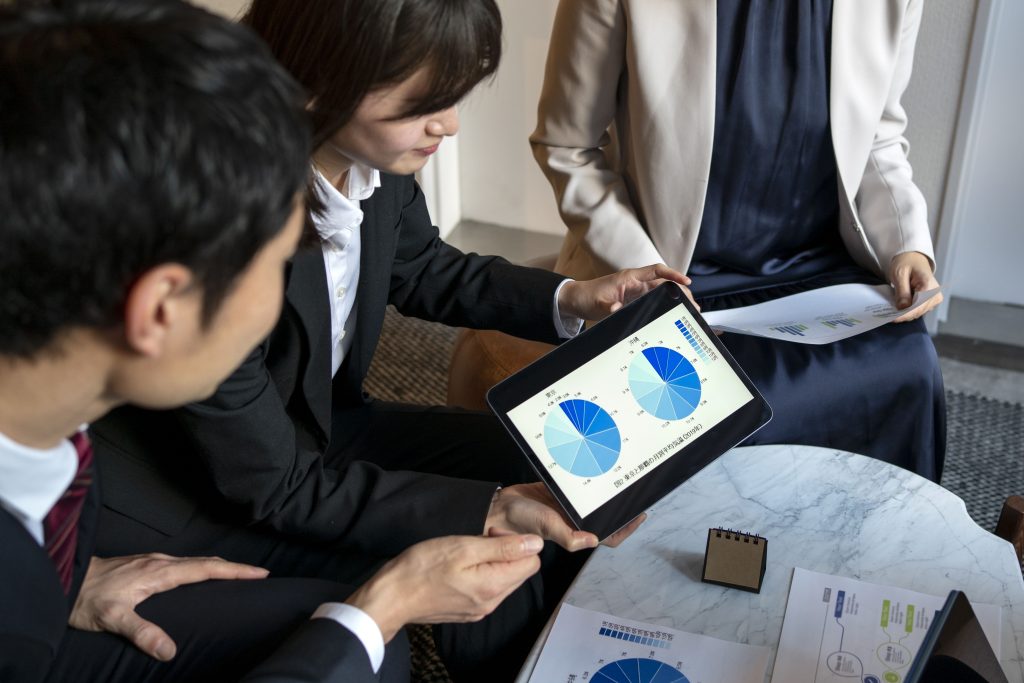 How Businesses Use Consumer and Market Research to Minimise Risk