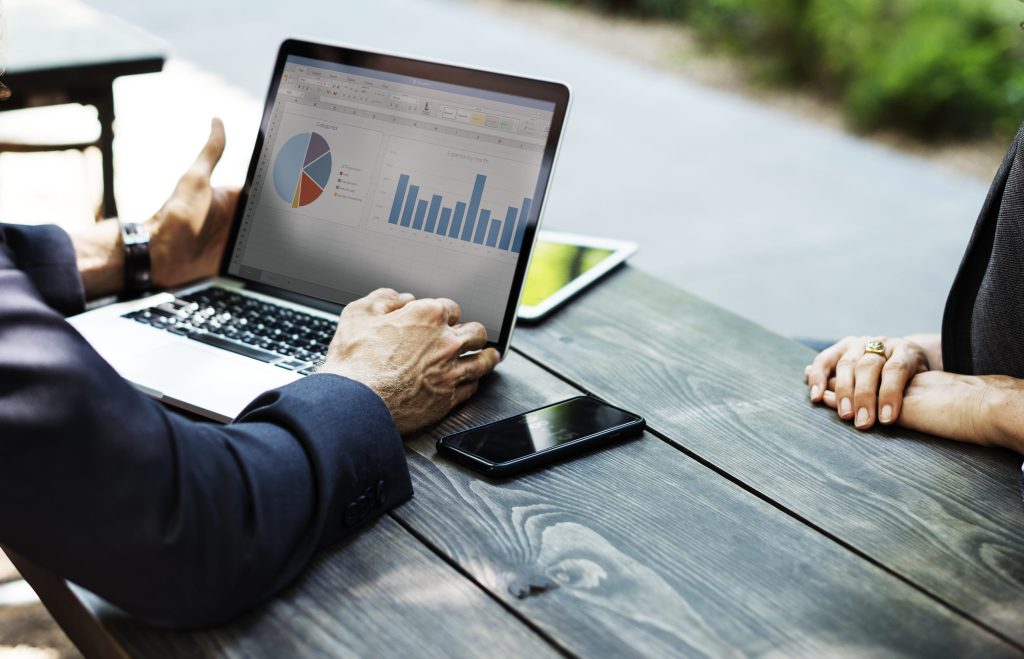 From Data to Decisions: How B2B and B2C Research Drives Business Growth From Data to Decisions: How B2B and B2C Research Drives Business Growth